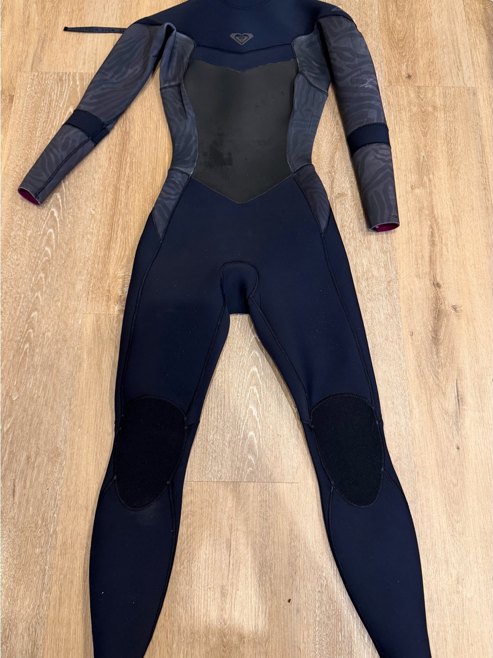 Roxy Women's Black  Full-Length Wetsuit size 4